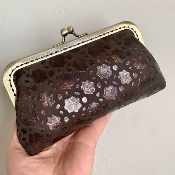 Handmade Vintage style Genuine Embossed Leather Kisslock Mini Clutch/Crossbody - Picture 11 of 15